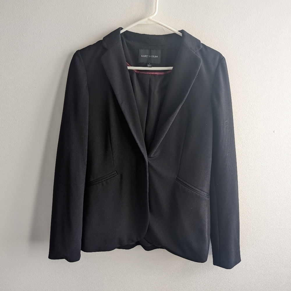 Audrey & Celine | Black Blazer | Size S
